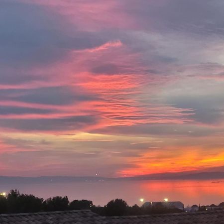 Appartement Proche Aeroport Marseille Marignane - Studio Confortable - Logement Ideal - Hebergement Tout Equipe Rognac Ngoại thất bức ảnh