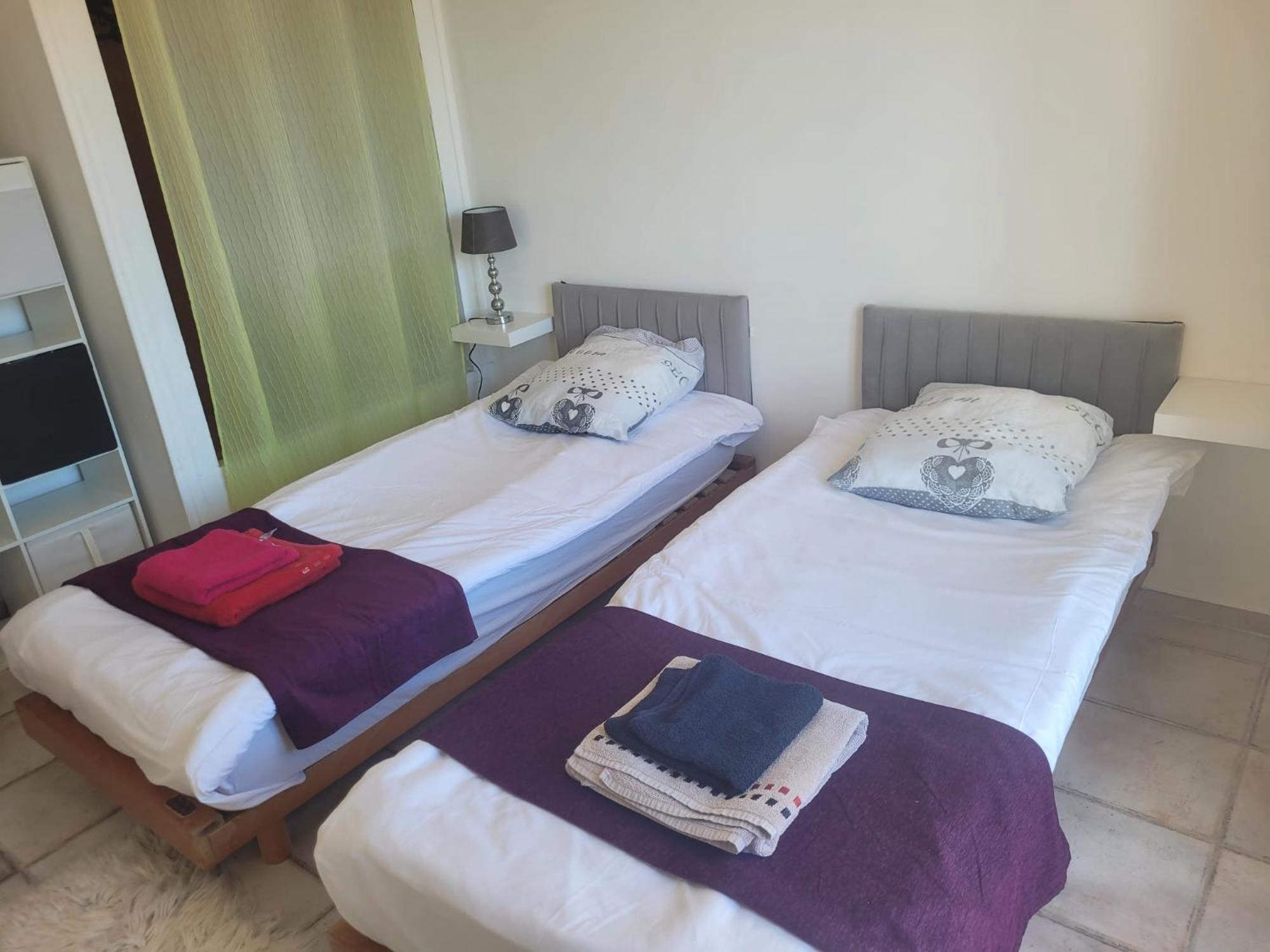 Appartement Proche Aeroport Marseille Marignane - Studio Confortable - Logement Ideal - Hebergement Tout Equipe Rognac Ngoại thất bức ảnh