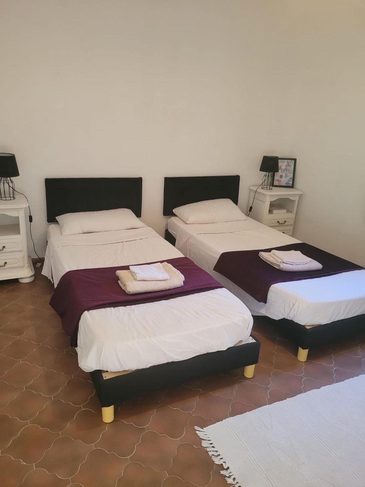 Appartement Proche Aeroport Marseille Marignane - Studio Confortable - Logement Ideal - Hebergement Tout Equipe Rognac Ngoại thất bức ảnh